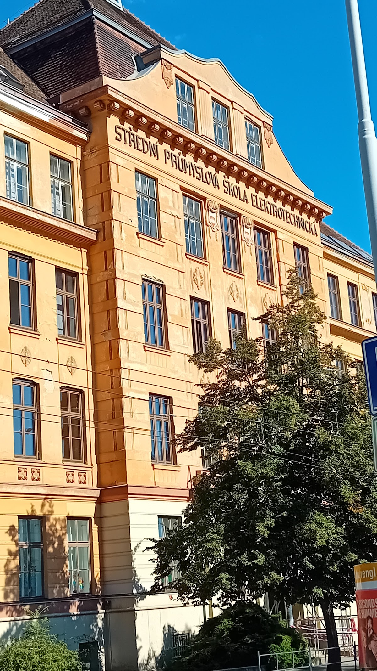 Central European Institute of Technology photo 9