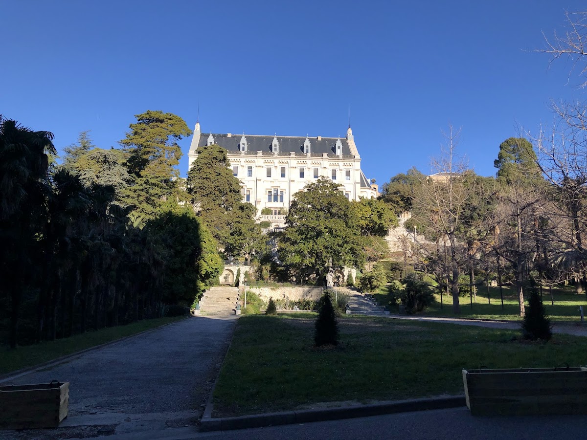 Université de Nice Sophia Antipolis photo 1