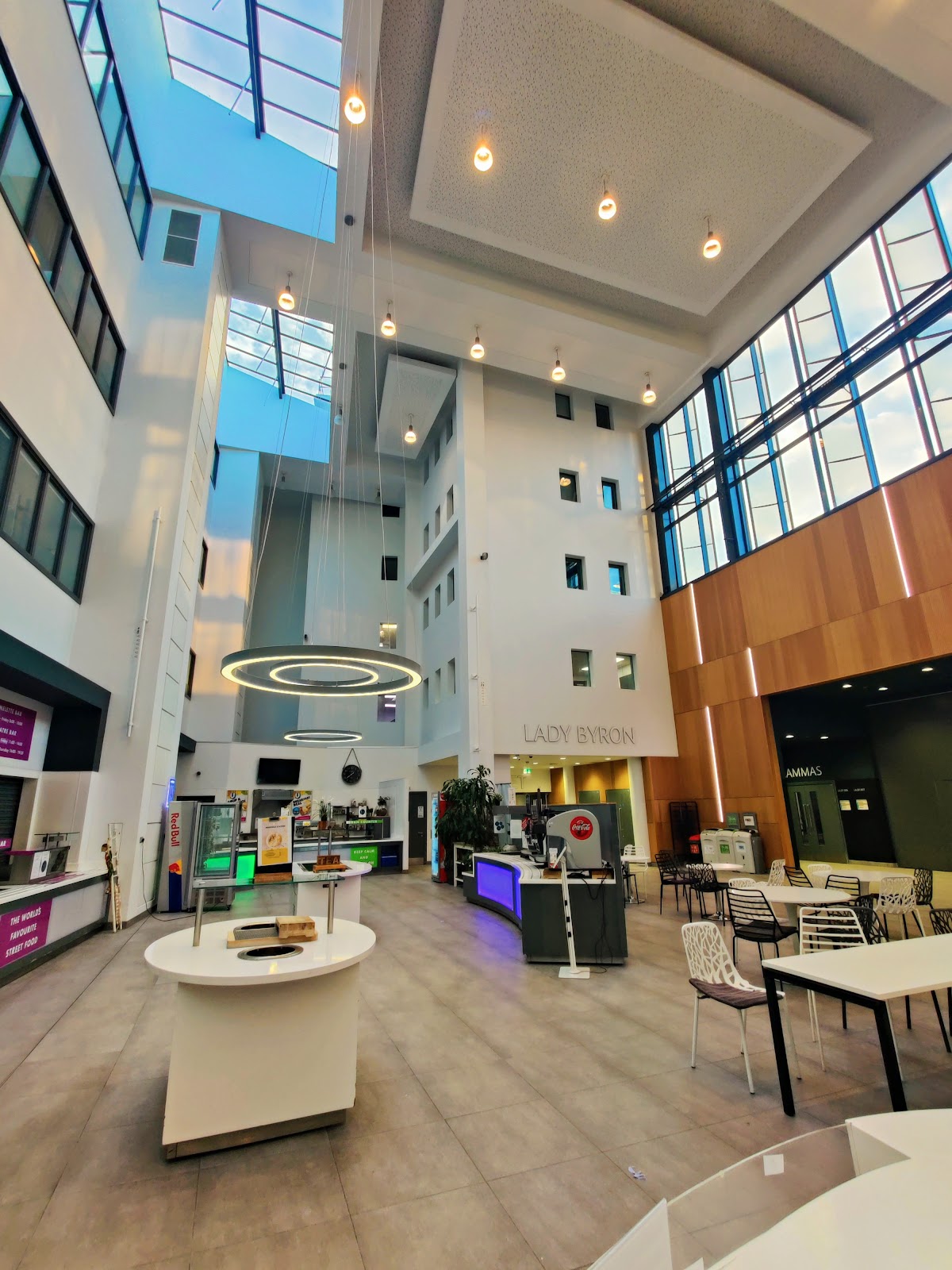 Thames Valley University photo 6