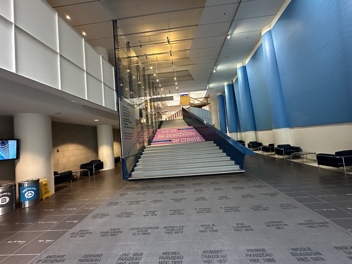 HEC Montreal photo 9