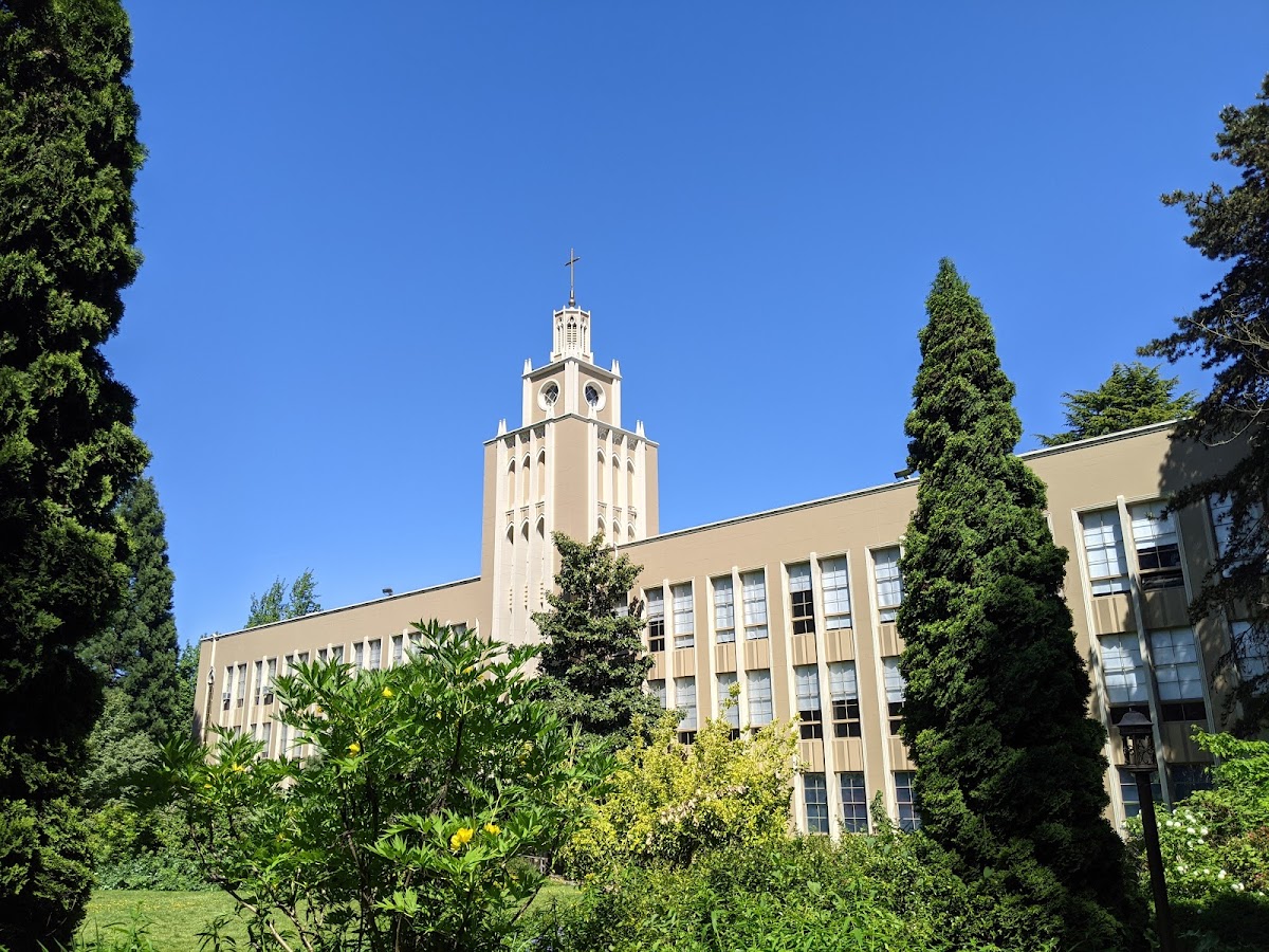 University of 3343 photo 4