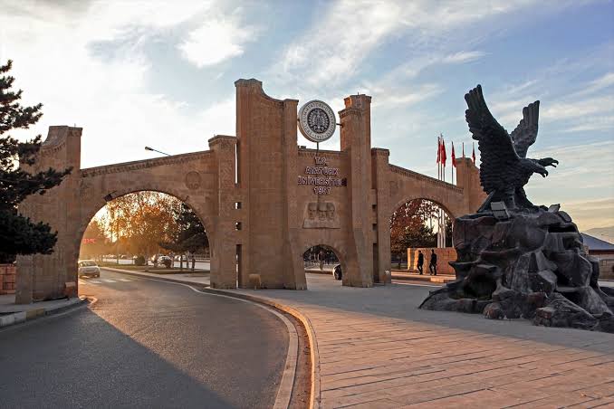 Atatürk University photo 1