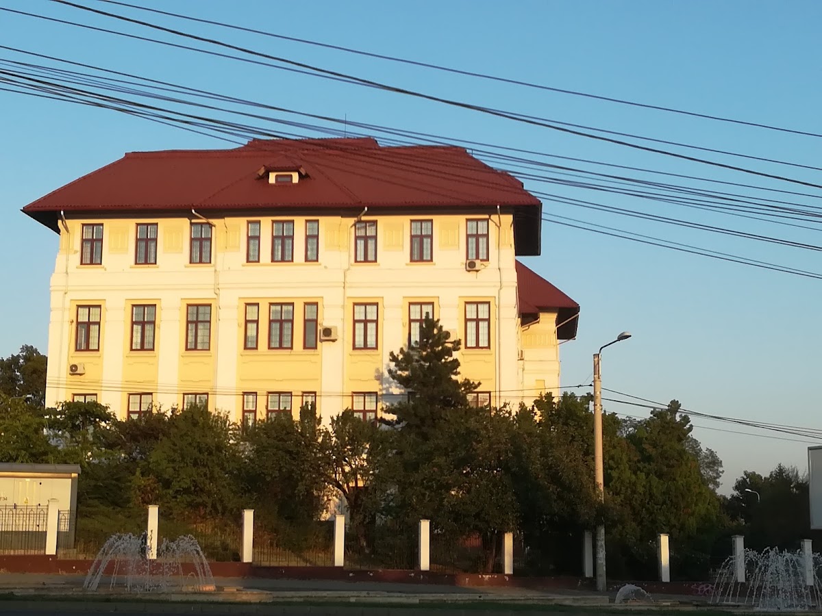University of Medicine and Pharmacy of Craiova photo 6