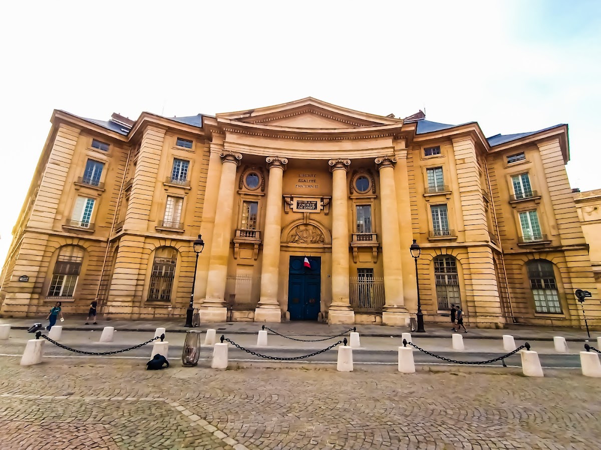 Université Paris 1 Panthéon-Sorbonne photo 3