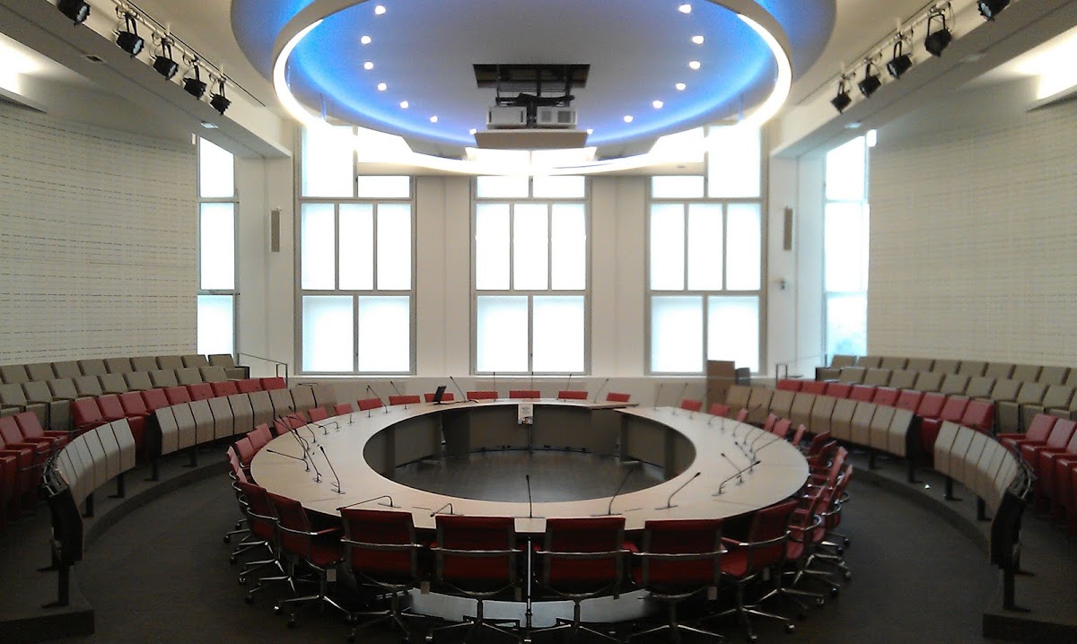Paris Dauphine University photo 1