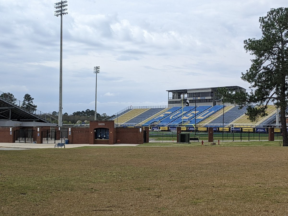 Fort Valley State photo 6
