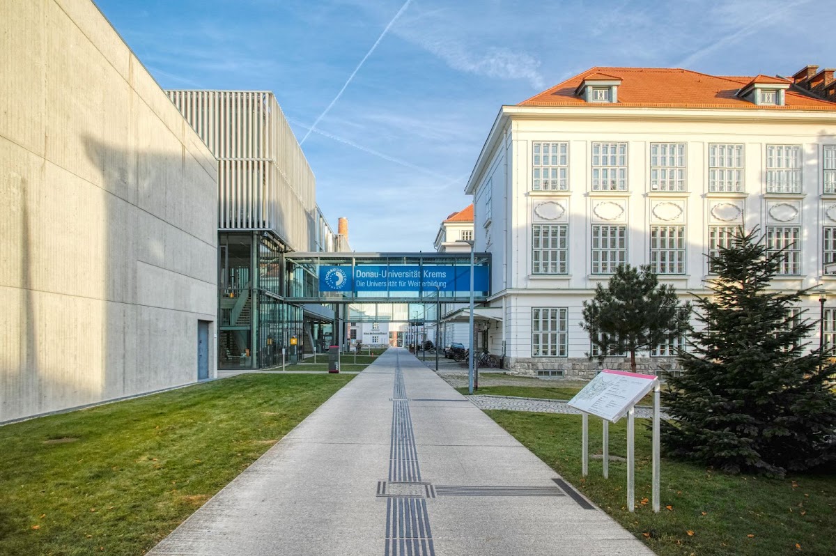 University for Continuing Education Krems photo 2