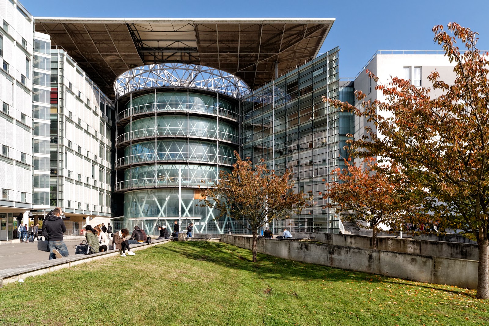 CY Cergy Paris University