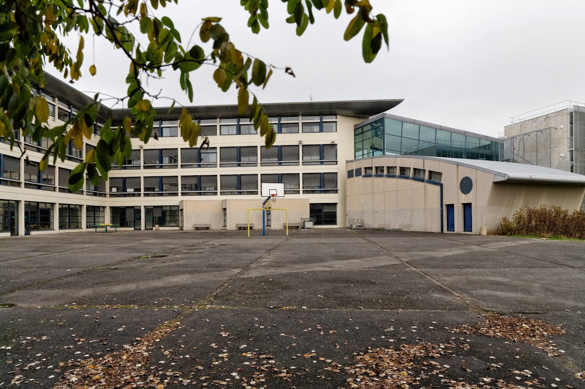 CY Cergy Paris University photo 1