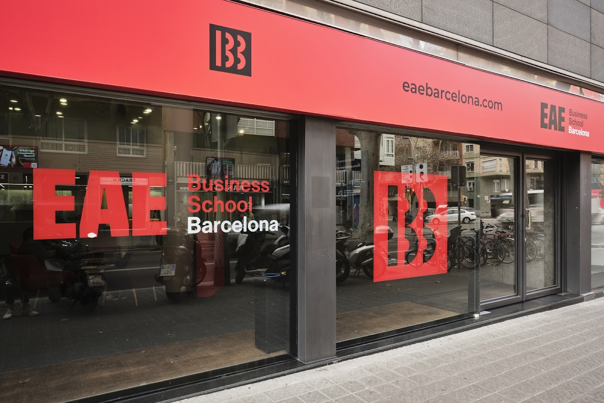 EAE Business School photo 2