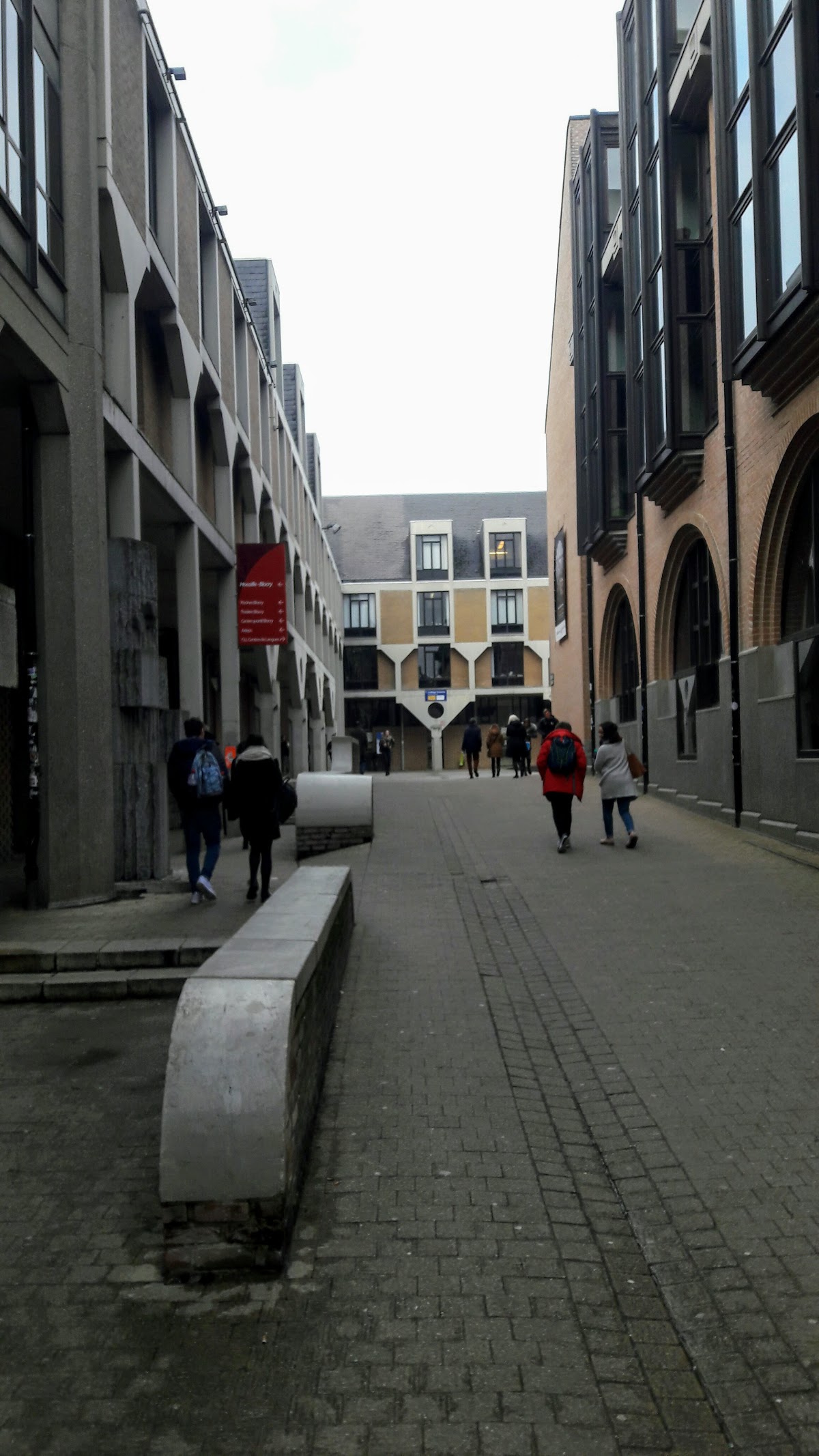 Université catholique de Louvain (UCLouvain) photo 9
