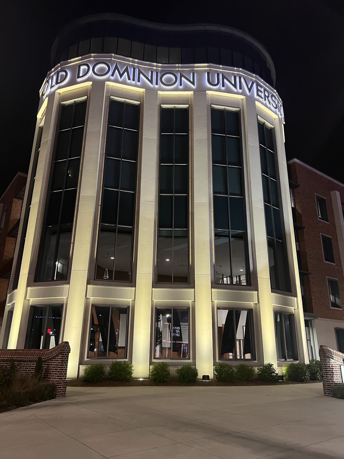 Old Dominion photo 9