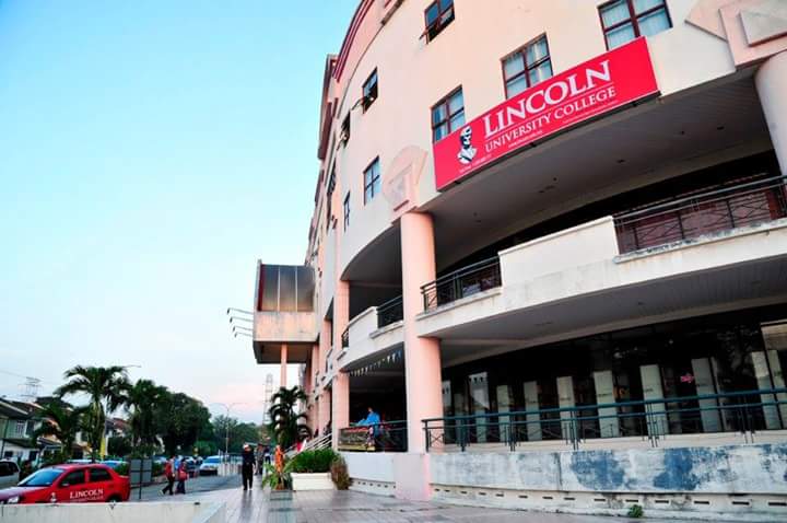Lincoln University College photo 3