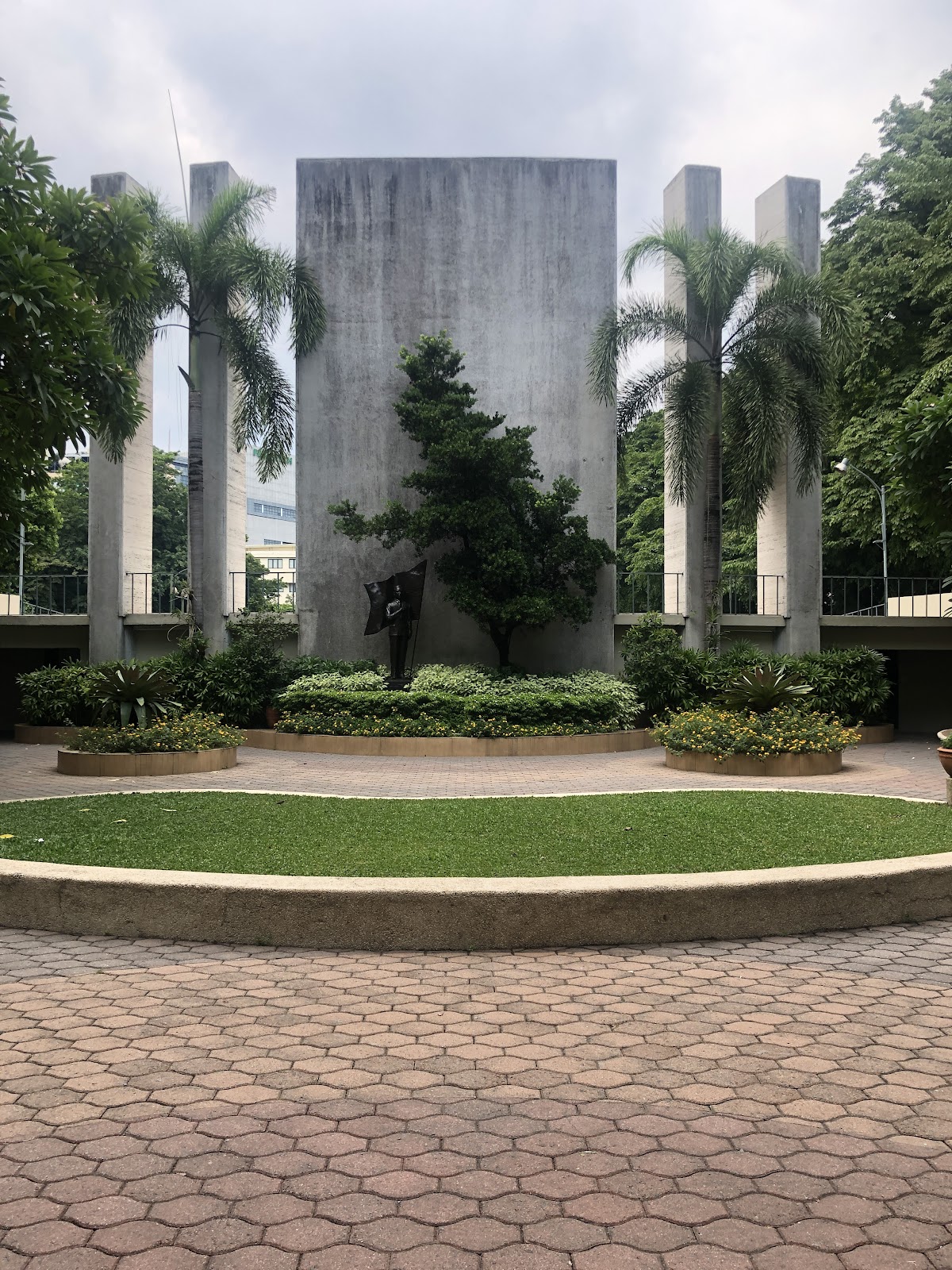 Far Eastern University photo 9