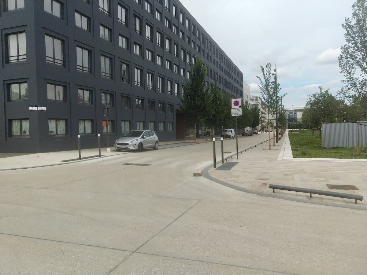 Université Paris-Saclay photo 4