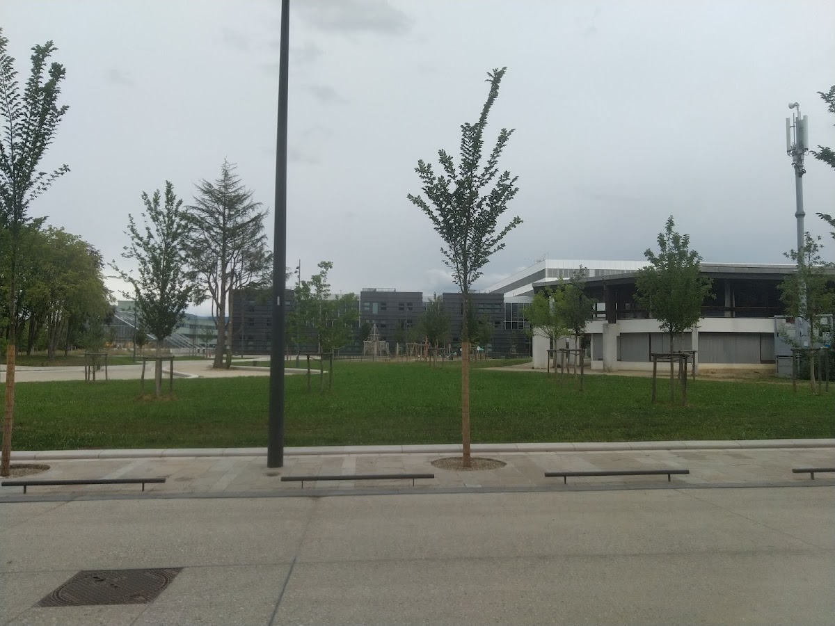 Université Paris-Saclay photo 5