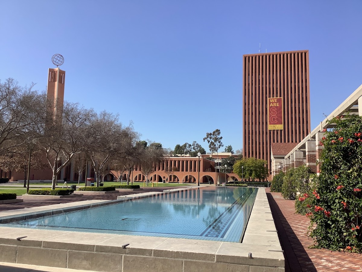 University_1332 photo 7