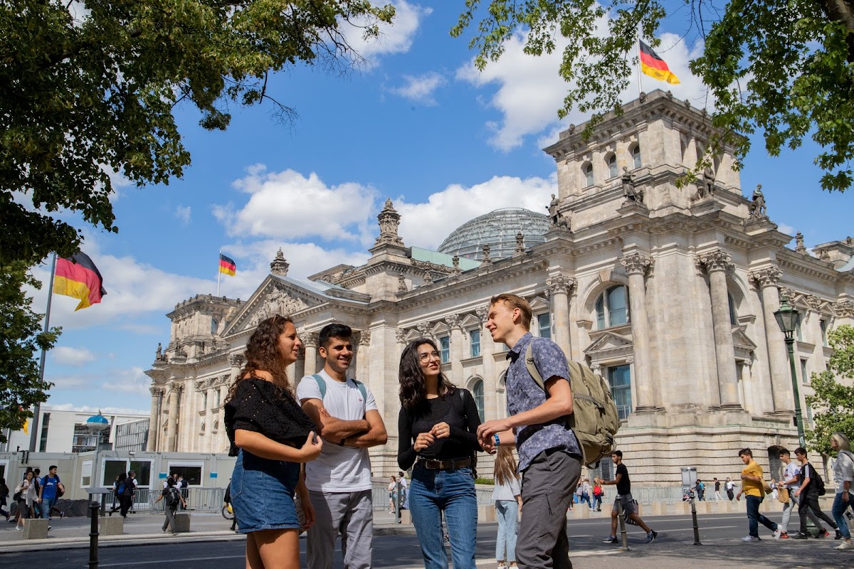European College of Liberal Arts (ECLA) photo 2