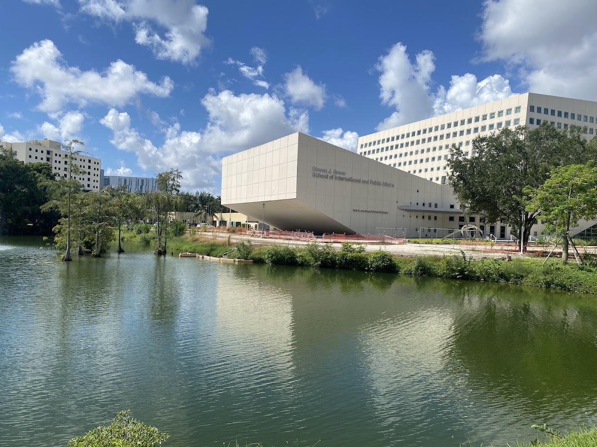 Florida International University photo 3