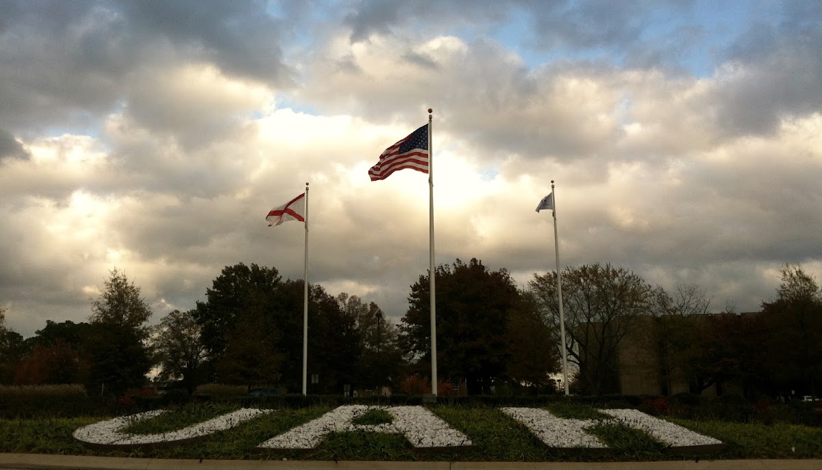 University of Alabama Huntsville photo 1