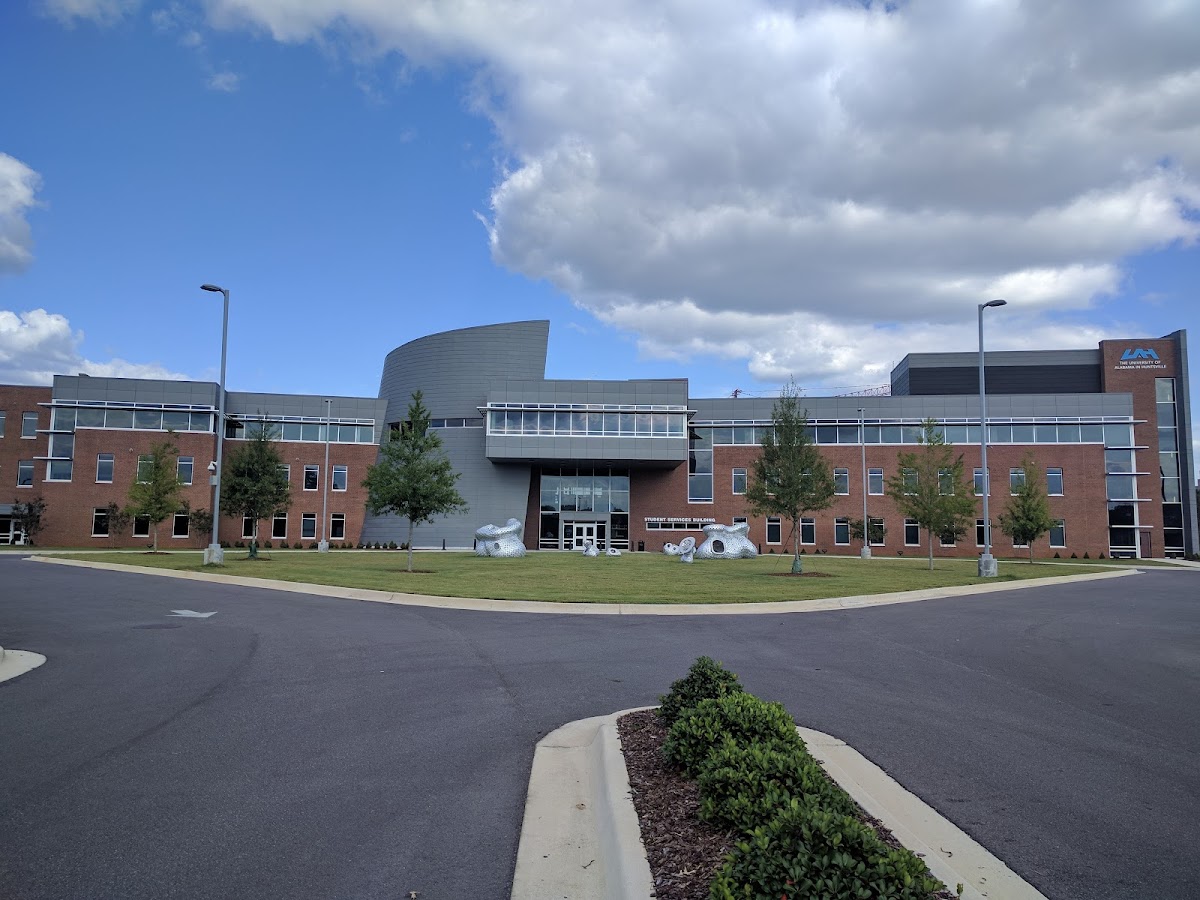 University of Alabama Huntsville photo 7