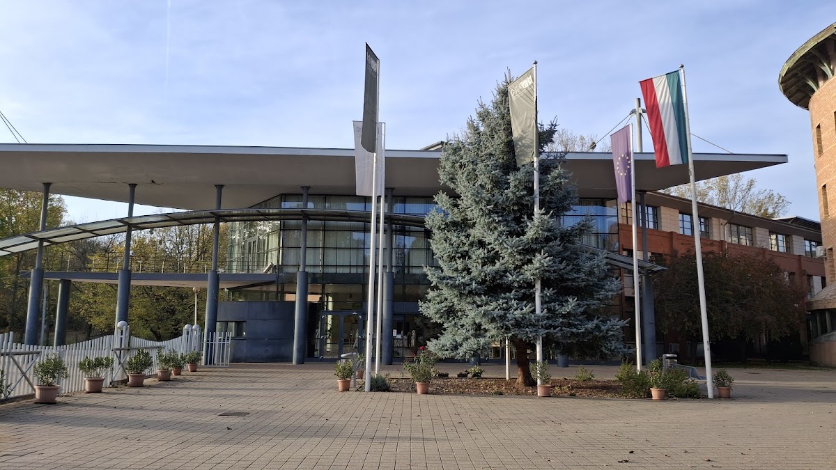 Kaposvár University photo 1