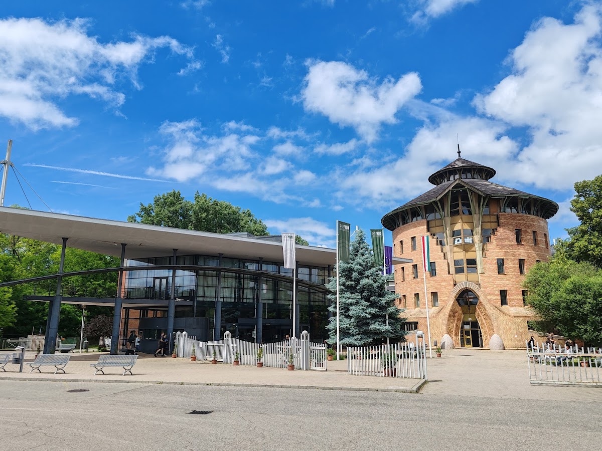 Kaposvár University photo 7