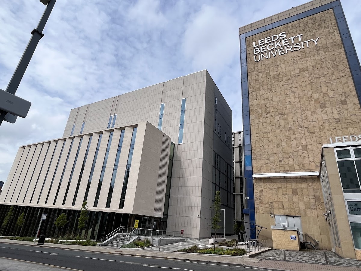 Leeds Beckett University photo 4