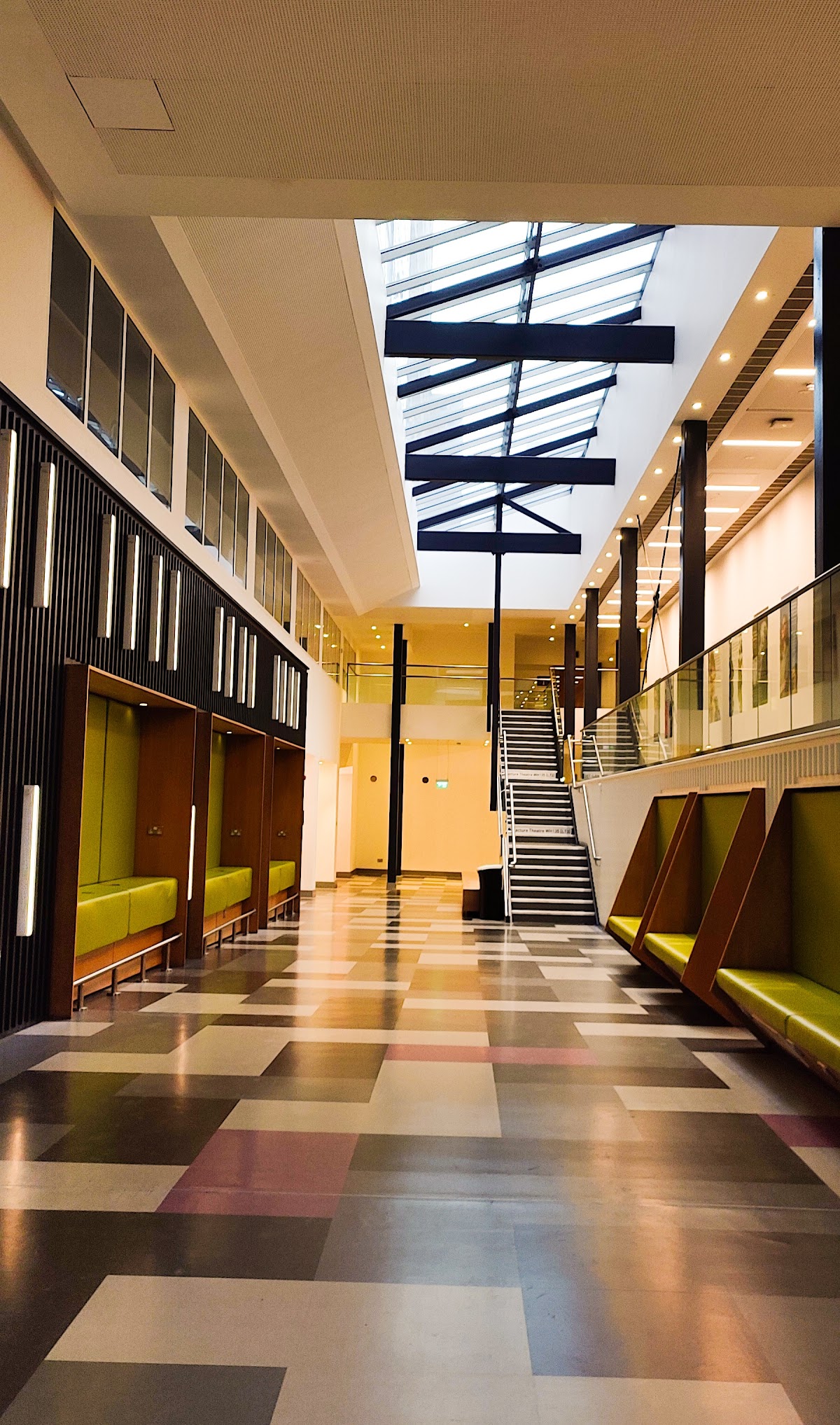 Leeds Beckett University photo 9