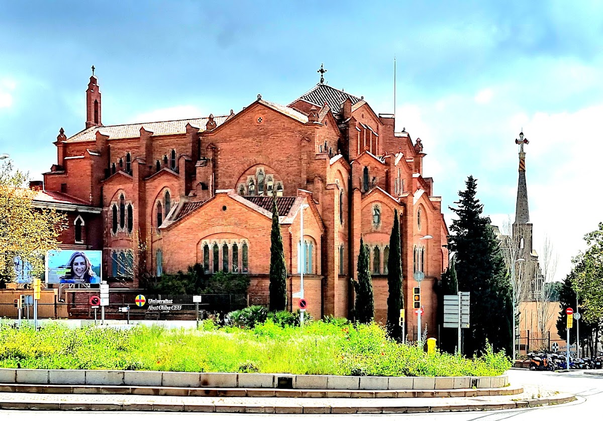 Abat Oliba CEU University photo 2