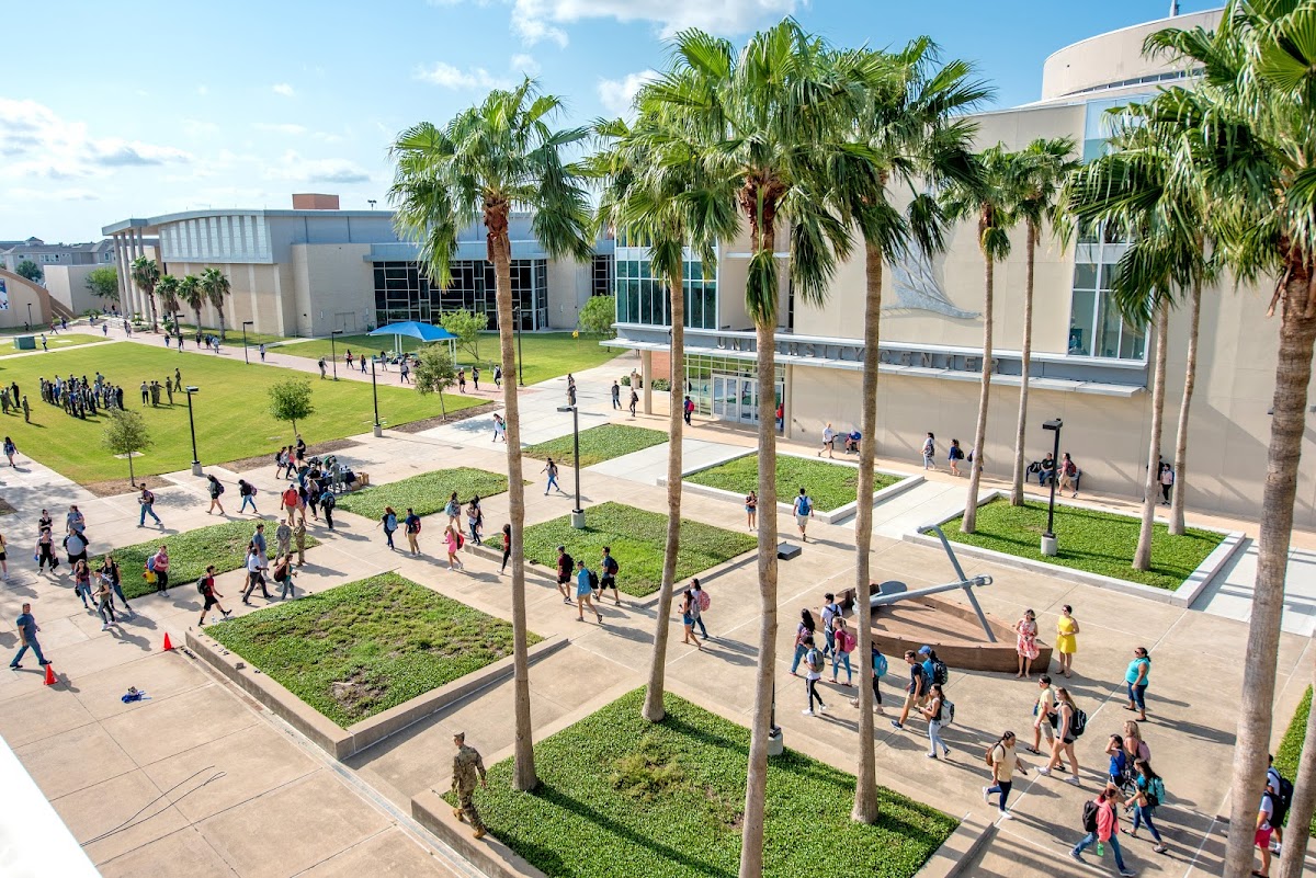 Texas A&M Corpus Christi photo 3
