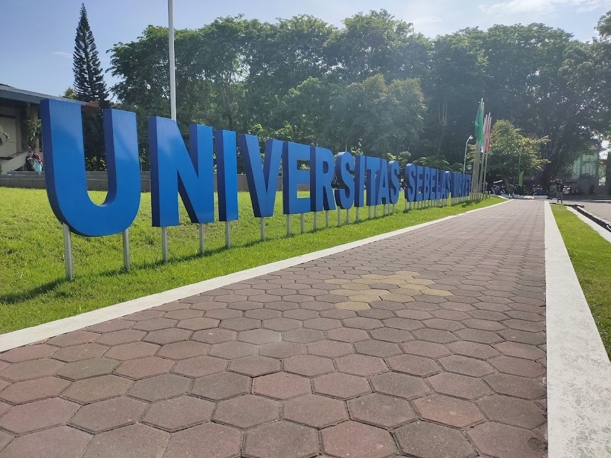 Sebelas Maret University photo 6