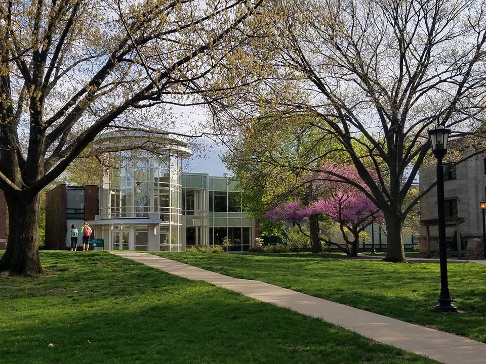 Illinois Wesleyan University photo 3