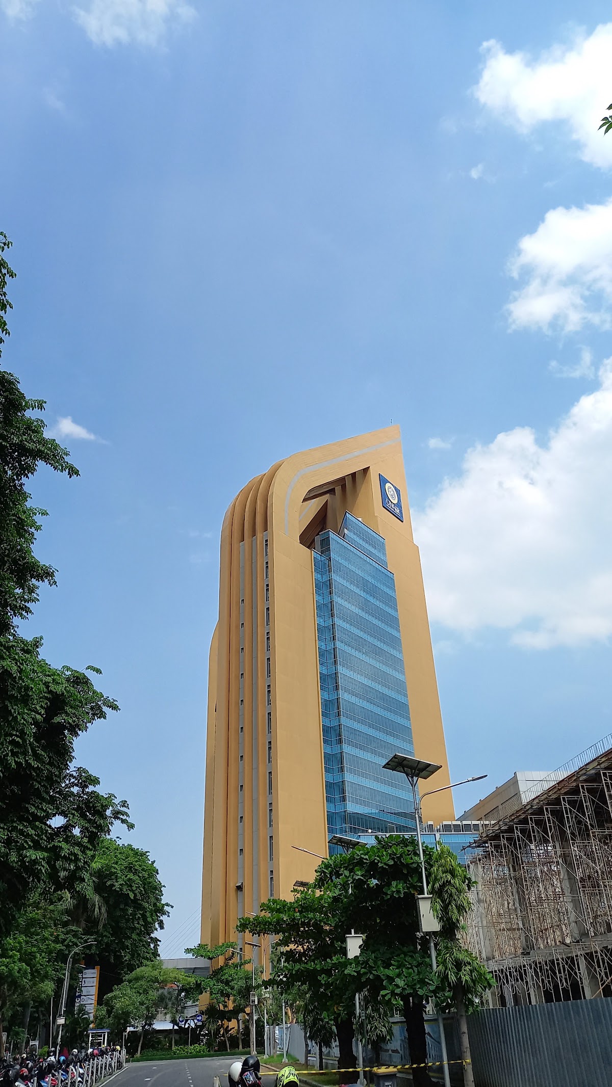 Airlangga University photo 8