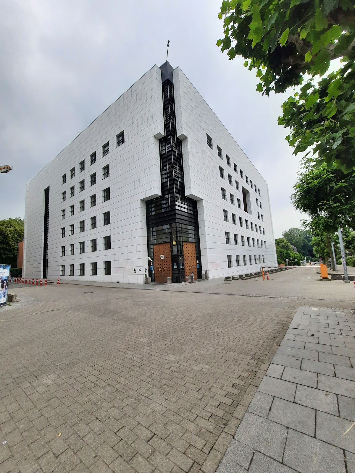 Université Libre de Bruxelles (ULB) photo 9