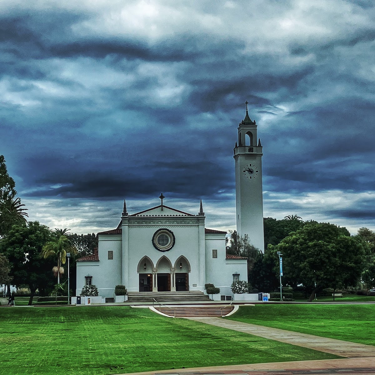 Loyola Marymount University photo 8