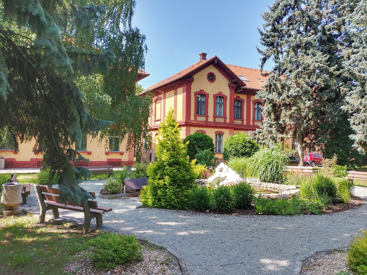University of Veterinary Medicine and Pharmacy in Košice photo 7