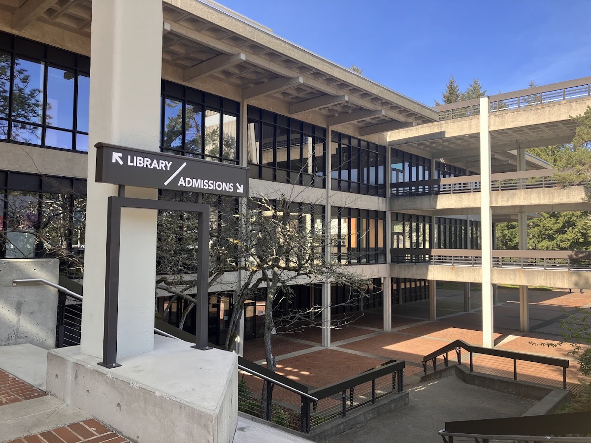 Evergreen State College photo 6