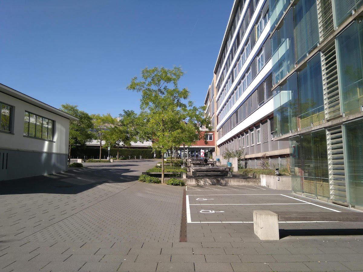 Frankfurt University of Applied Sciences photo 5