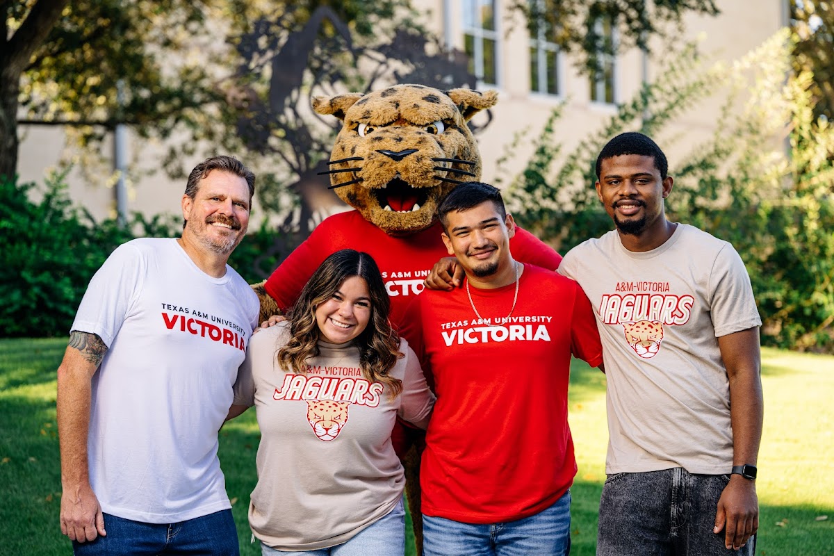 UH Victoria photo 1