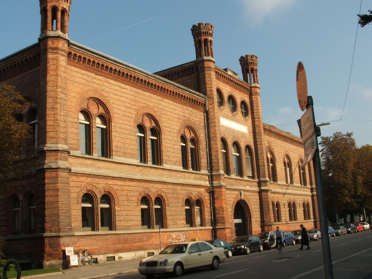 Hochschule für angewandte Wissenschaften München photo 3