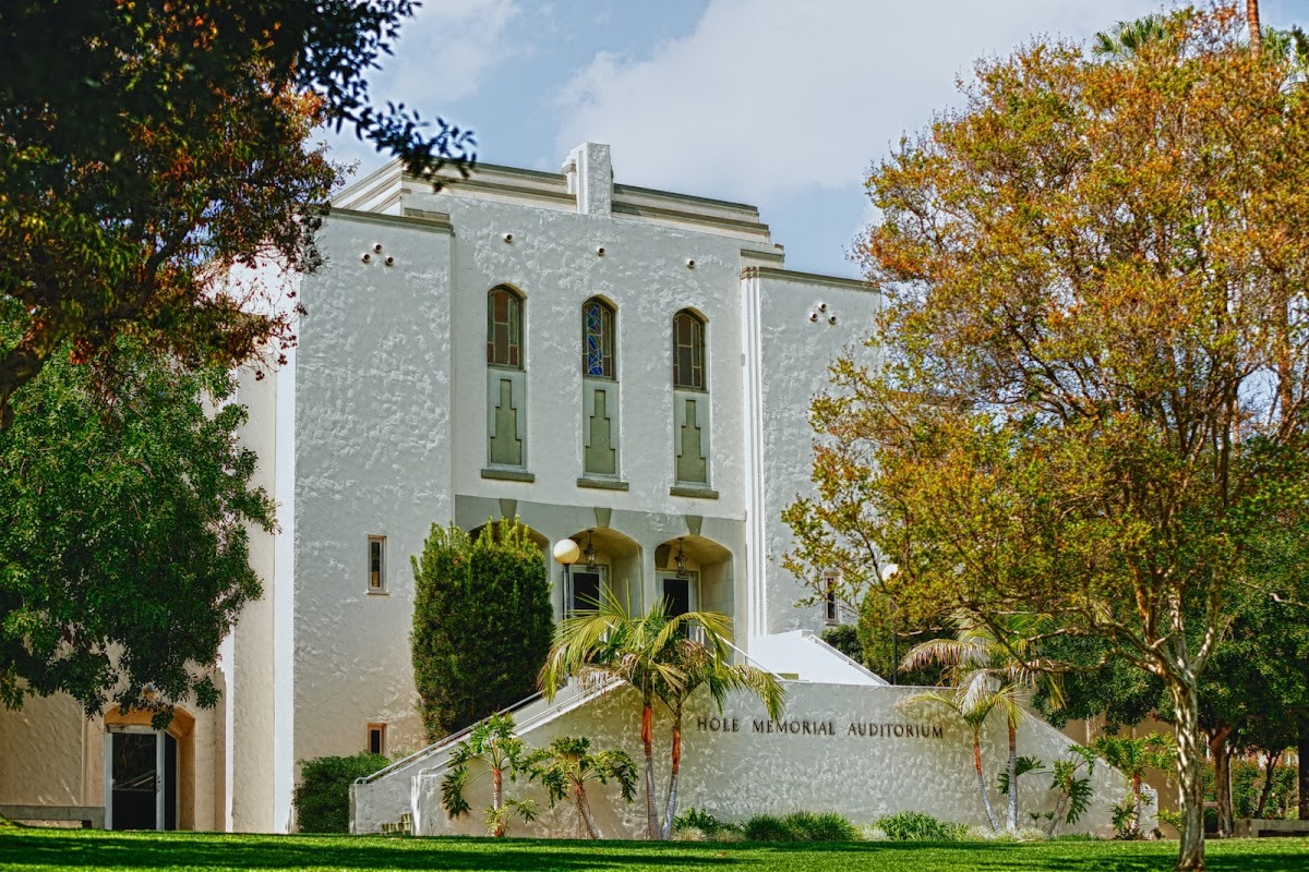 La Sierra University photo 3