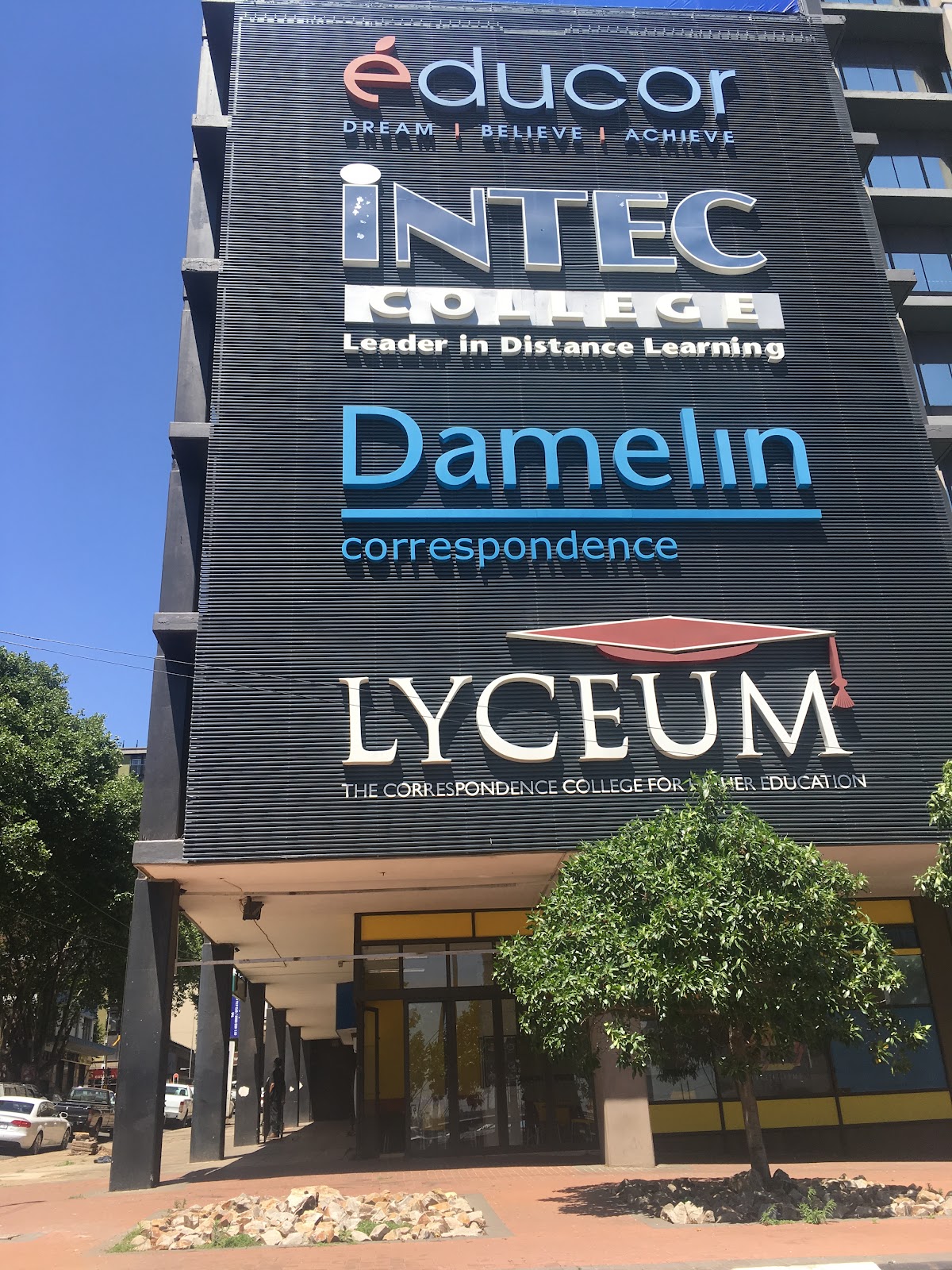 Damelin photo 6