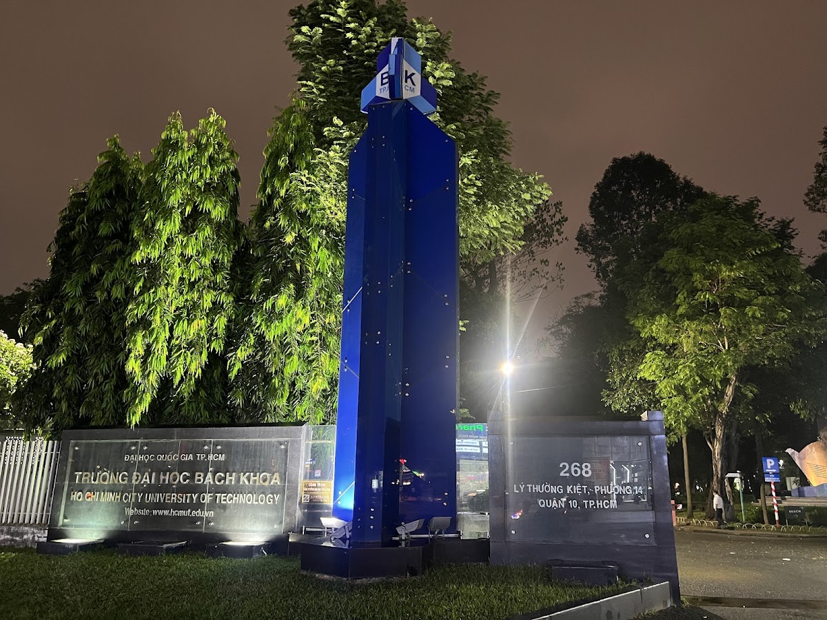 Ho Chi Minh City University of Technology photo 5