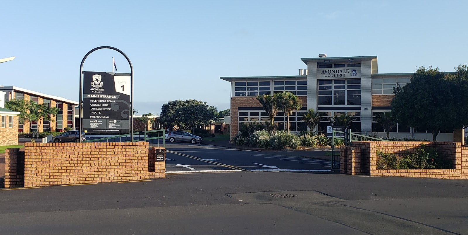 Avondale Academic Institute campus