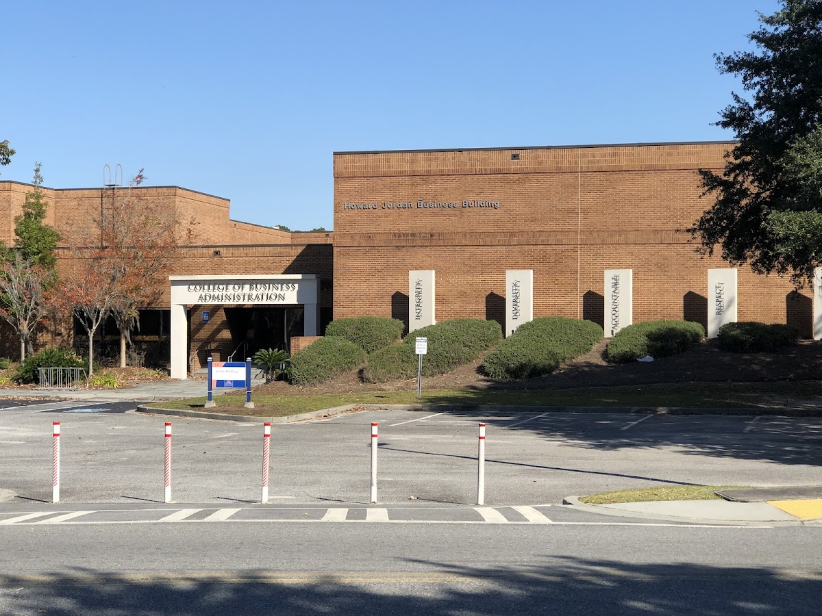 Savannah State University photo 4