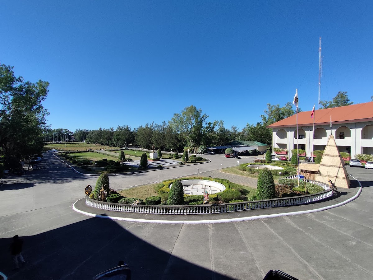 Mariano Marcos State University photo 4