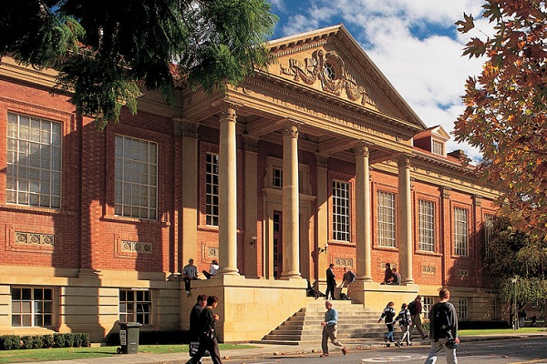 University College London (UCL) Australia photo 2