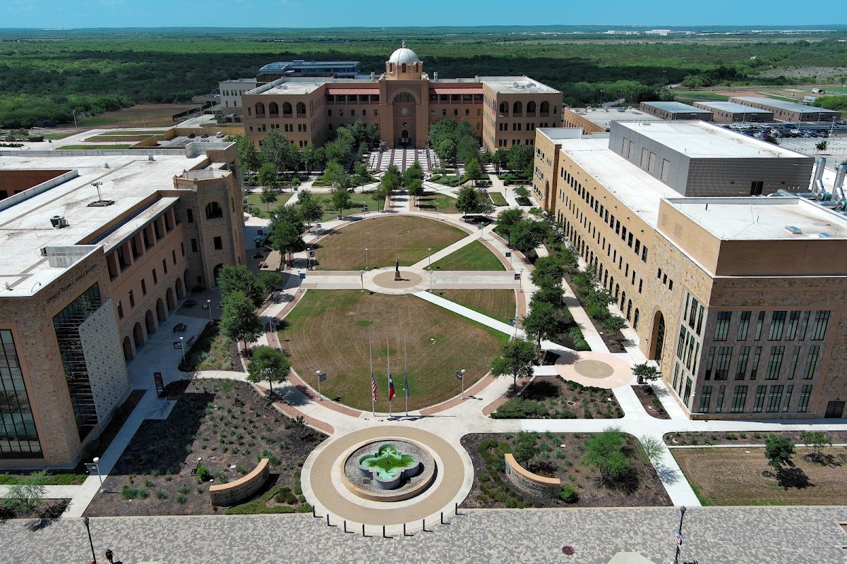 Texas A&M San Antonio photo 5