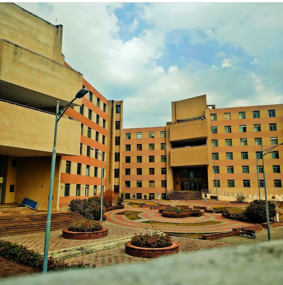 Ghulam Ishaq Khan Institute of Engineering Sciences and Technology photo 9